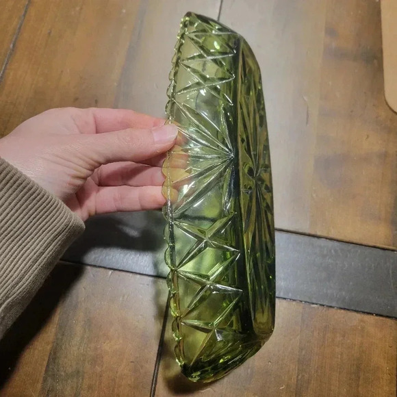 Vintage Hazel Atlas Green Oblong Glass Dish Cut Green Trinket Fish Tray Decor - Picture 4 of 5